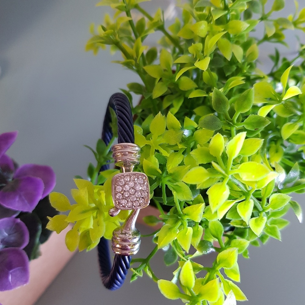 Navy blue bracelet